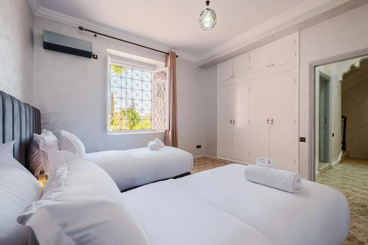 Villa 4 Bedrooms With Private Pool In Marrakech Марракеш